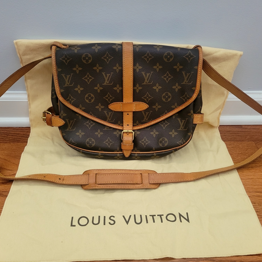 Louis Vuitton Monogram Canvas Saumer 30 Crossbody Bag